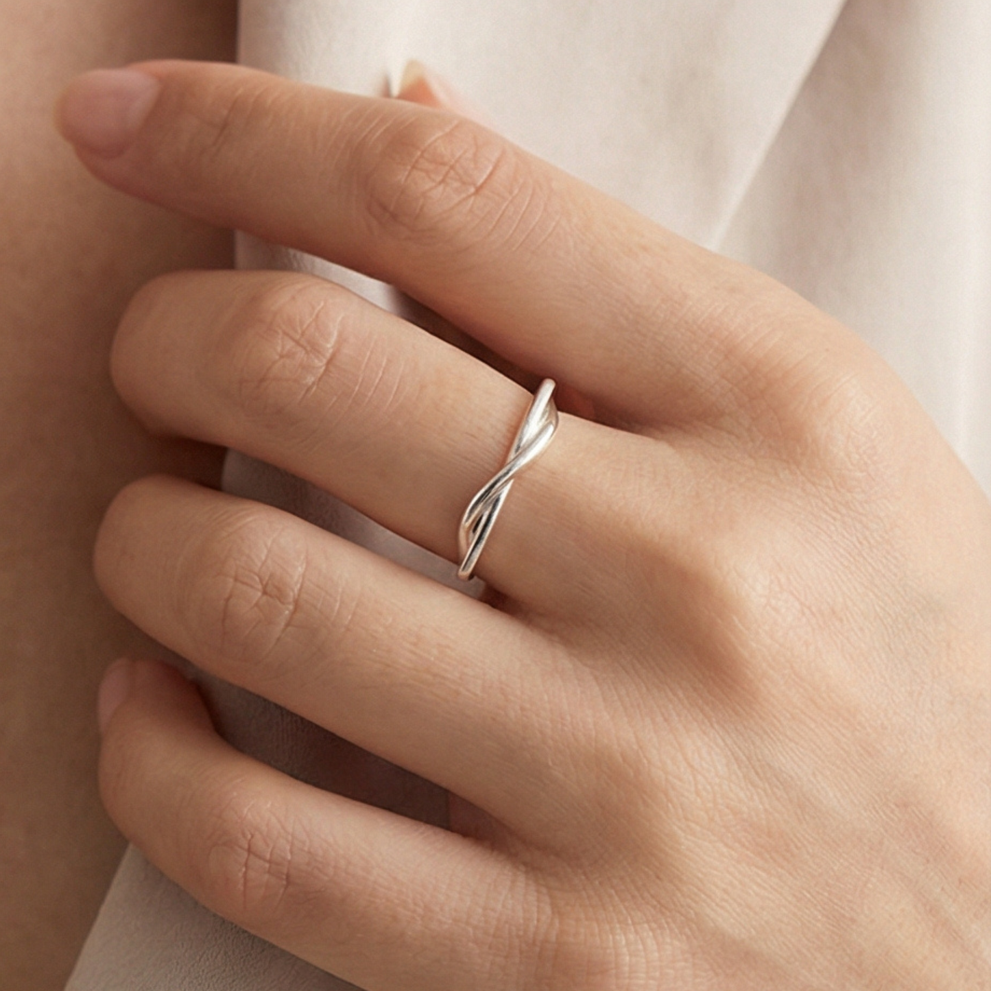 Knotted Line Open Ring