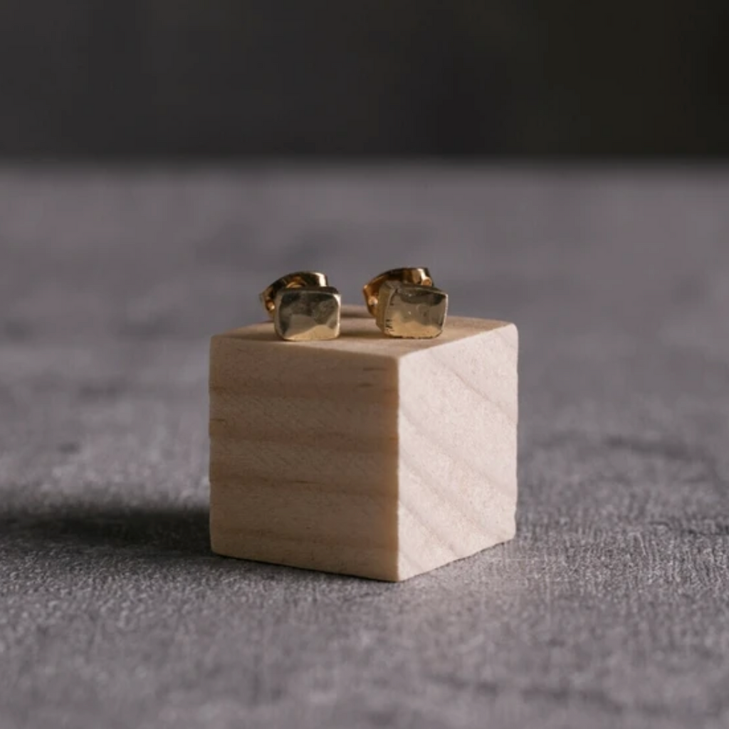 🇯🇵Pierced Earrings Design cube