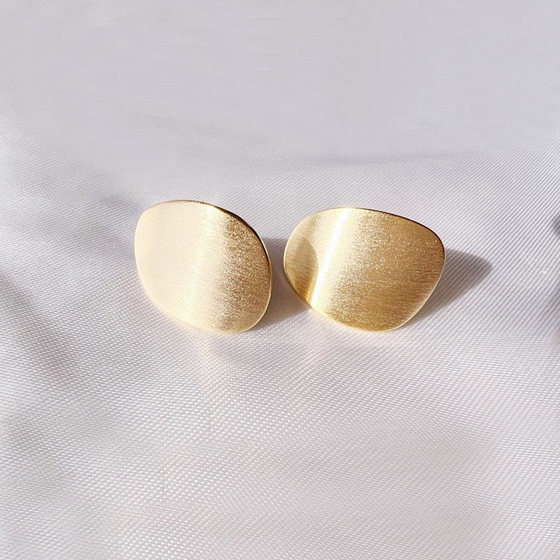 Vintage Matte Clip-on Earrings