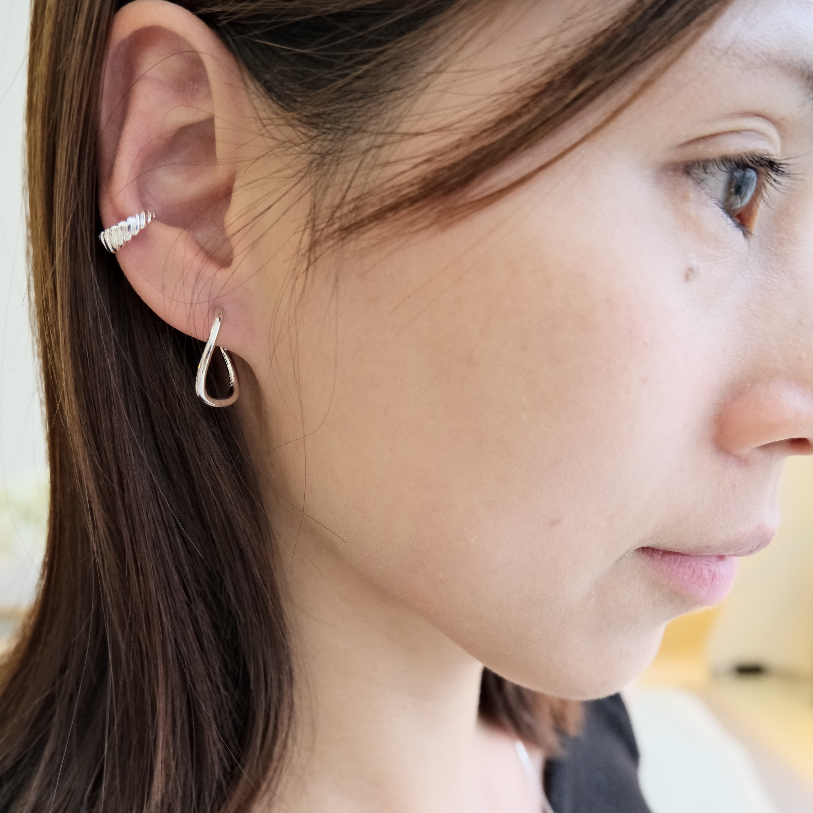 Twisted Groove Ear Cuff