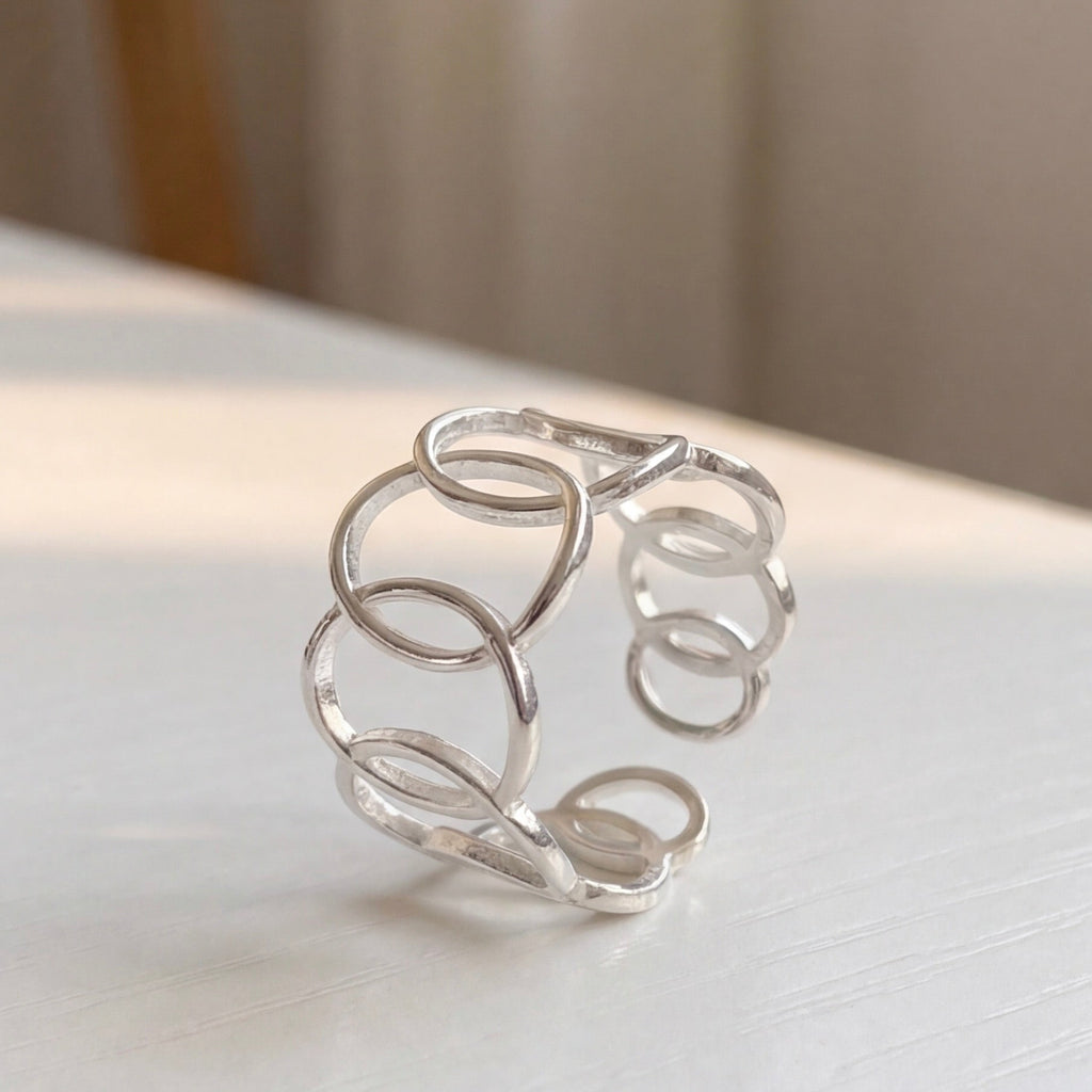 Interlocking Oval Open Ring
