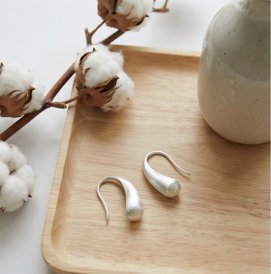 S999 Brushed Silver Teardrop Earrings