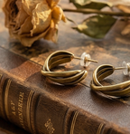 Vintage Twisted C-Hoop Earrings