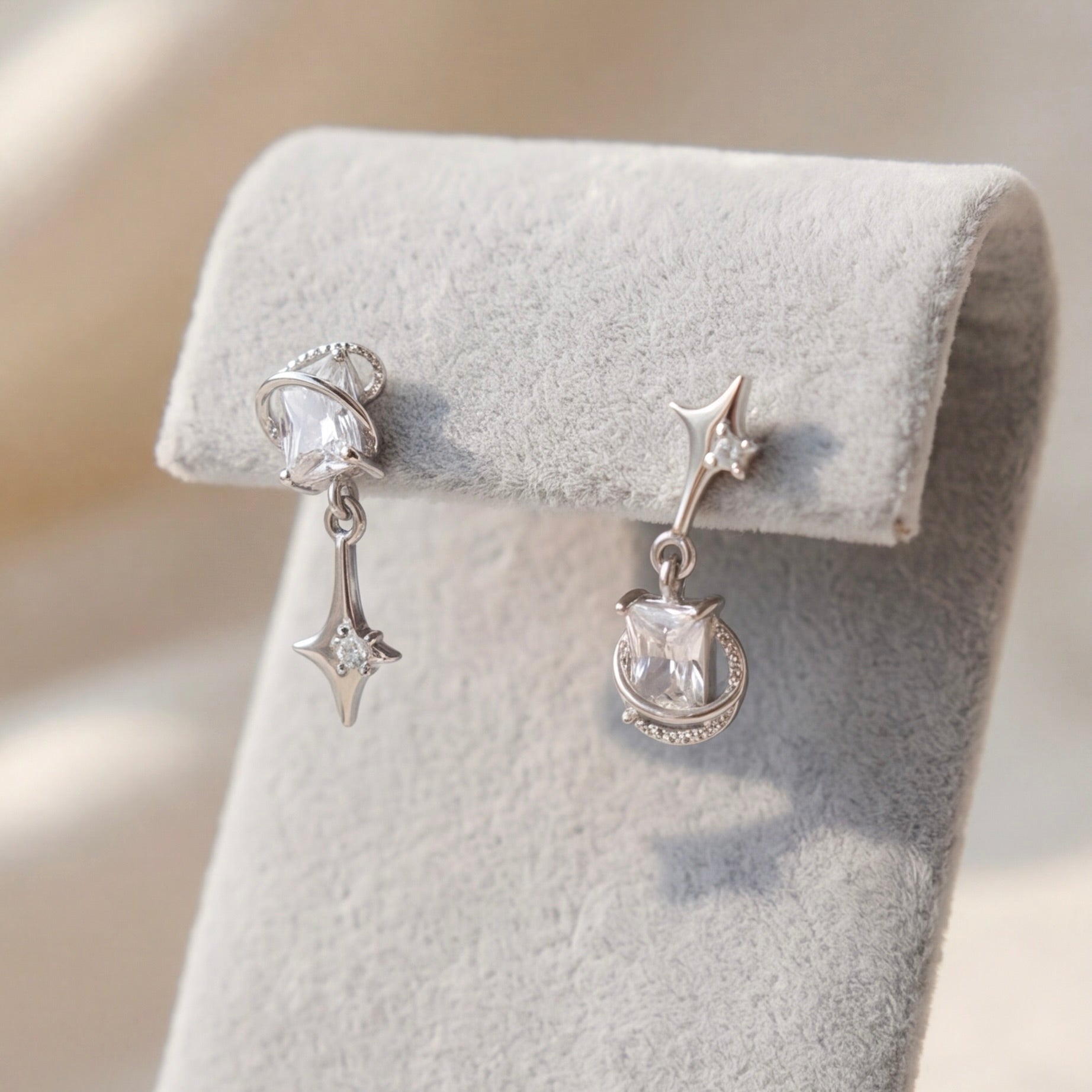 Quartz Four-Point Star Earrings