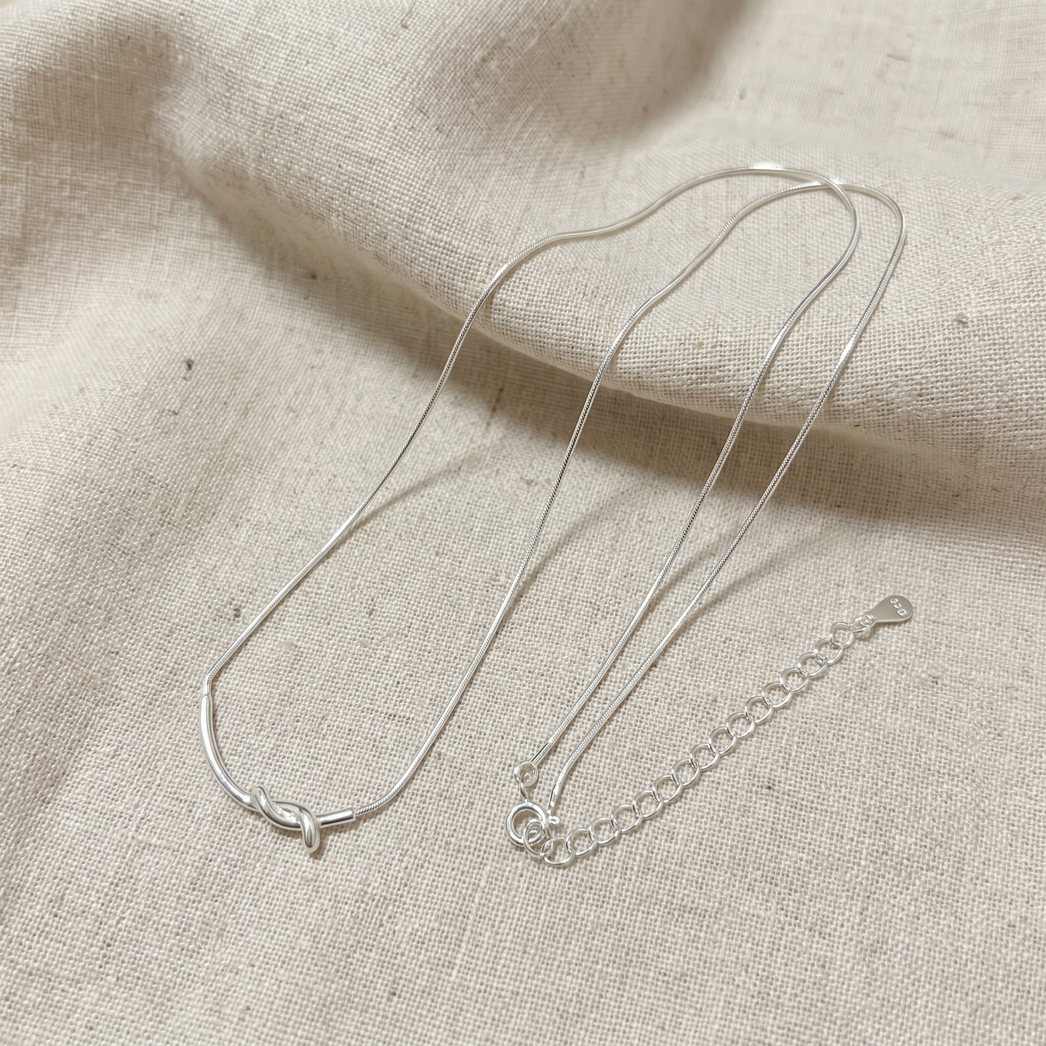 Thin Knot Necklace
