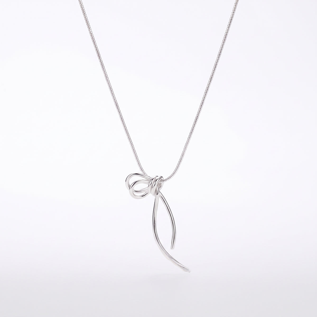 Dangling Ribbon Necklace