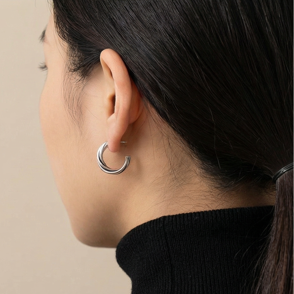 Vintage Twisted C-Hoop Earrings