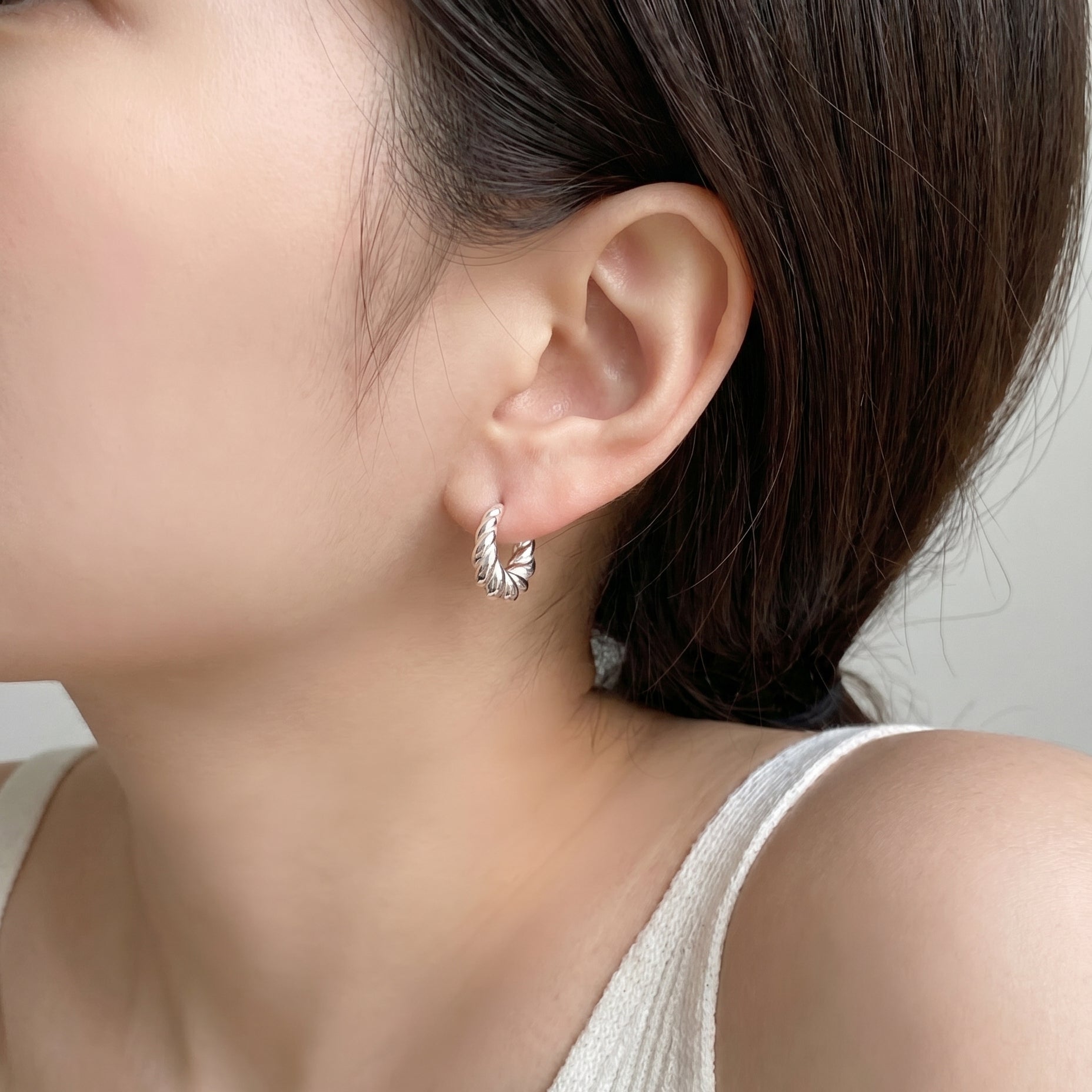 Twist Hoops