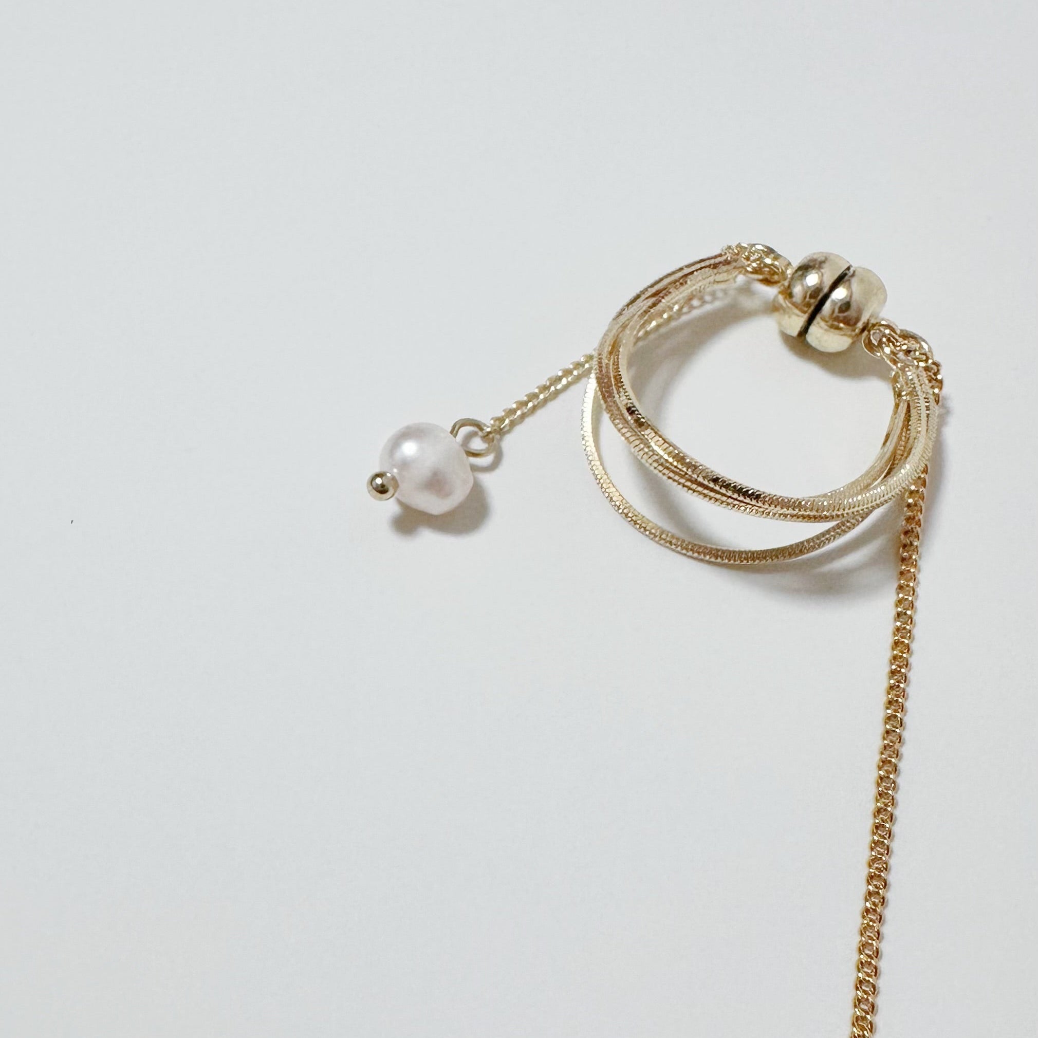 Magnetic Pearl Dangle Ear Cuff