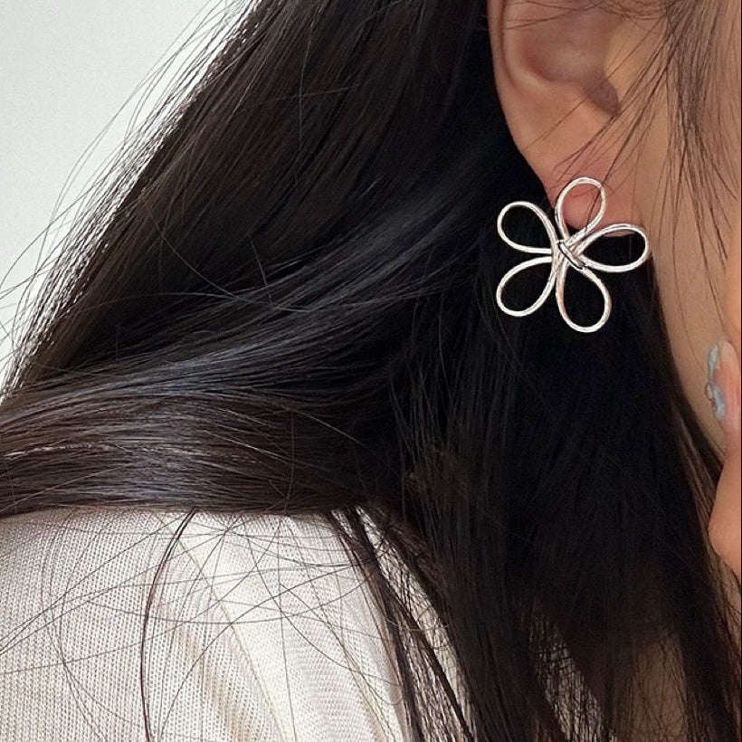 Silver Openwork Flower Stud Earrings