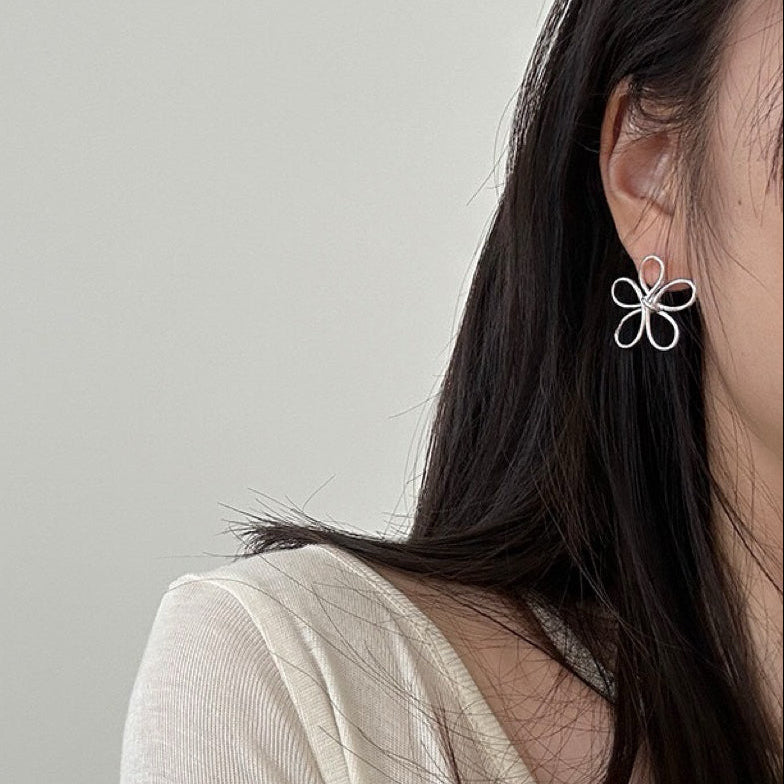 Silver Openwork Flower Stud Earrings