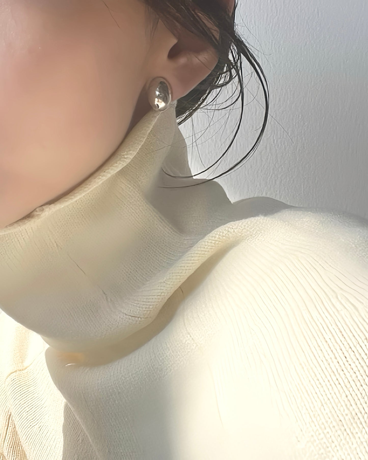 Bean-shaped Earrings