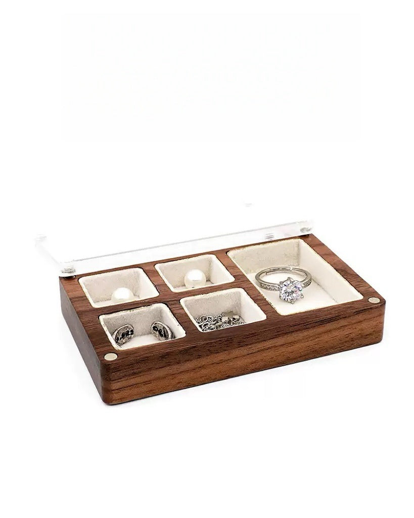 Magnetic Portable Jewelry Case