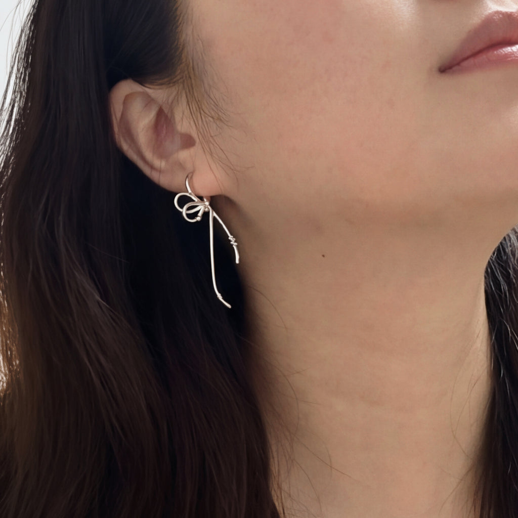 Ribbon Charm Hoop Clip-on Earrings