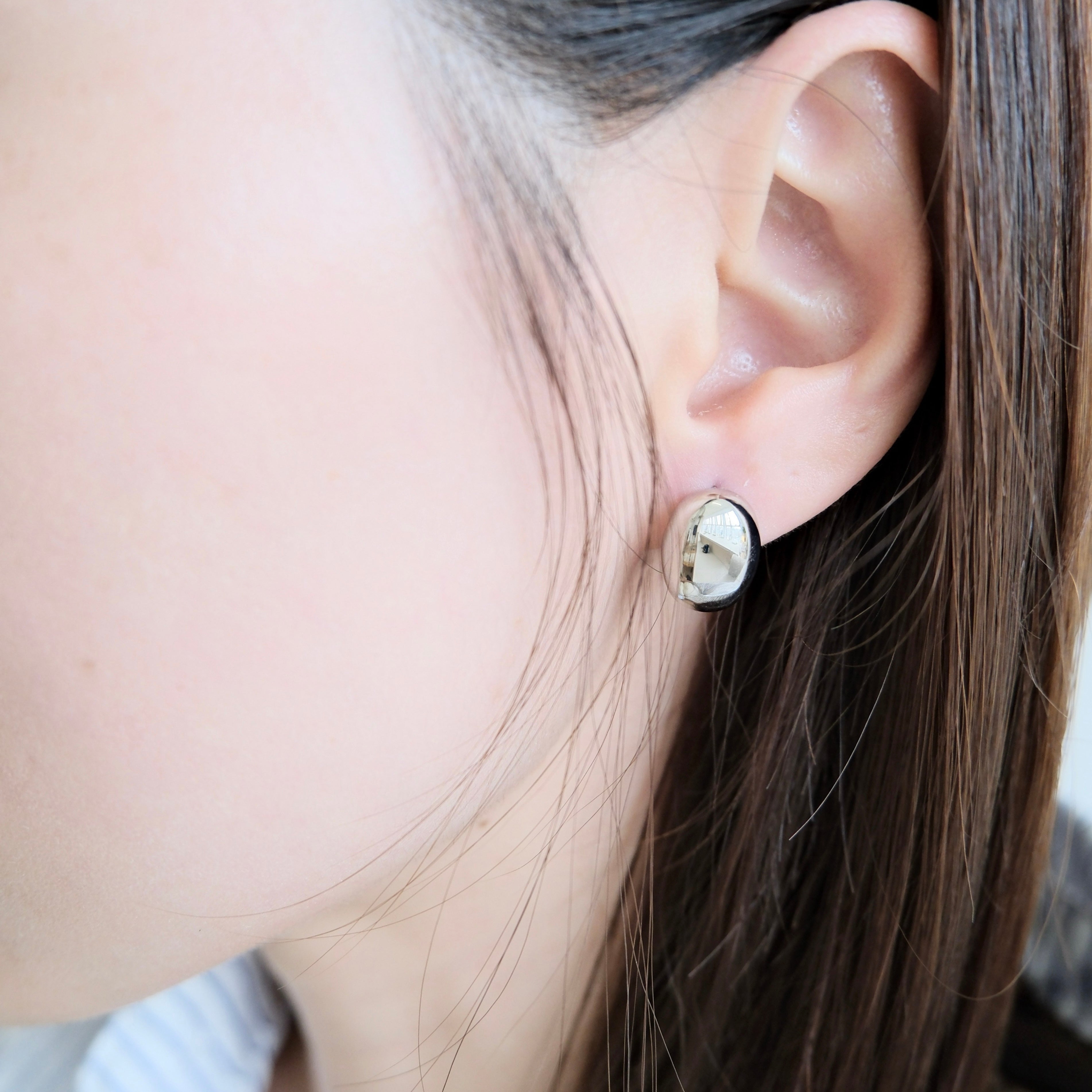 Bean-shaped Earrings