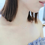 Thin Knot Necklace