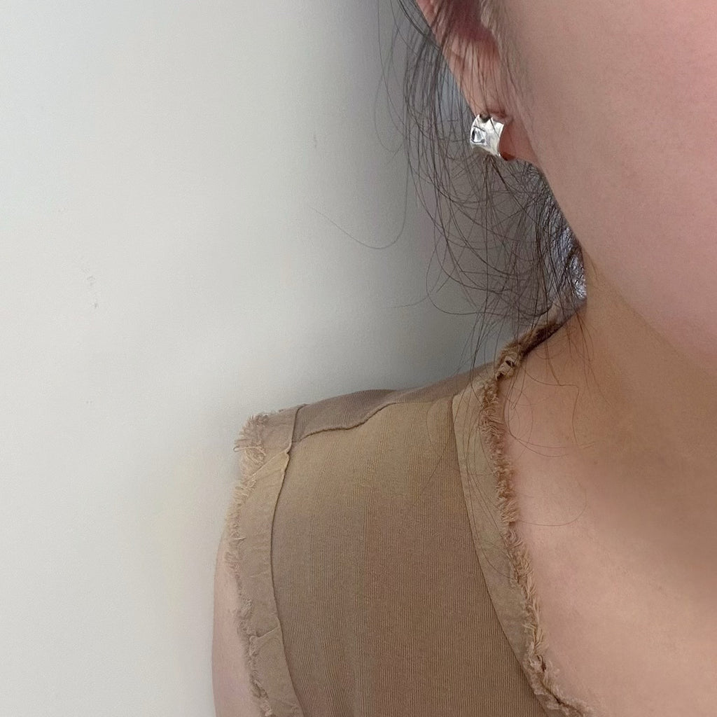 Wave C-Shape Earrings