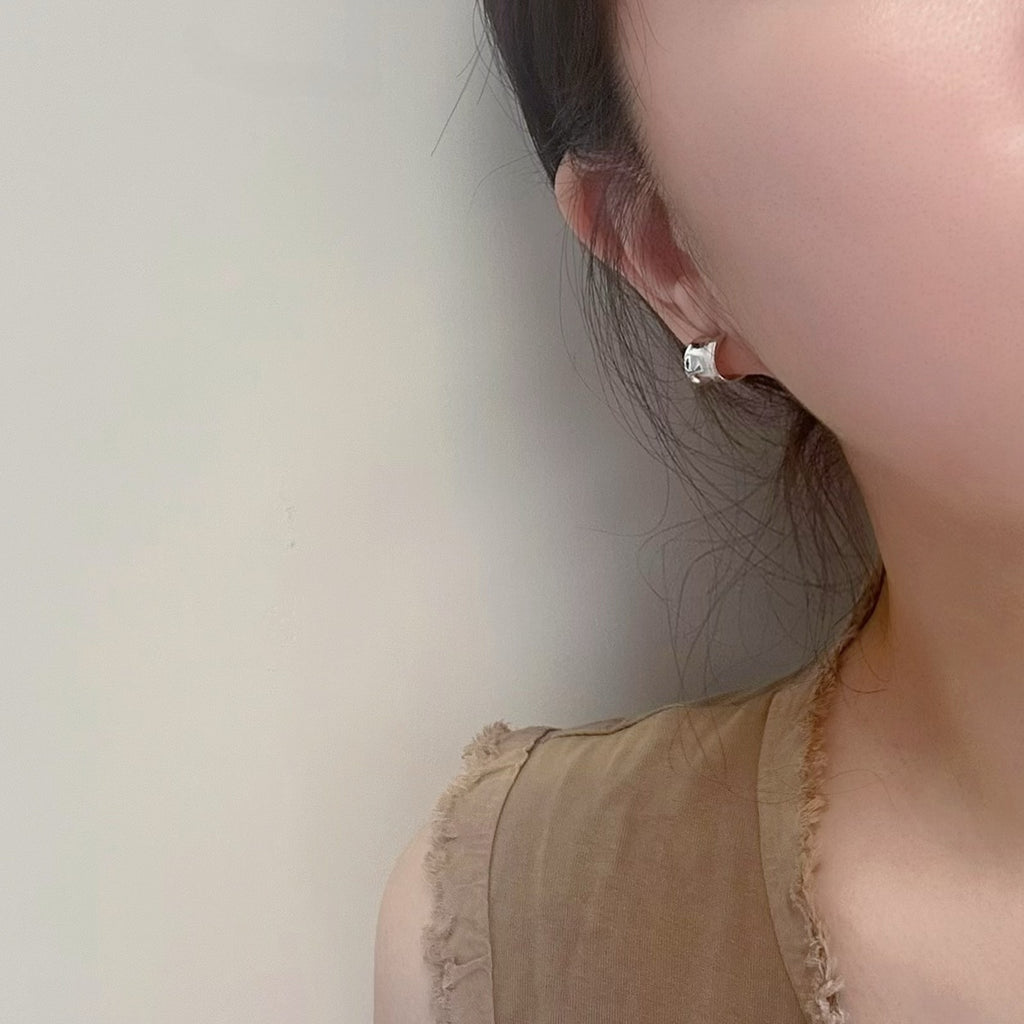 Wave C-Shape Earrings