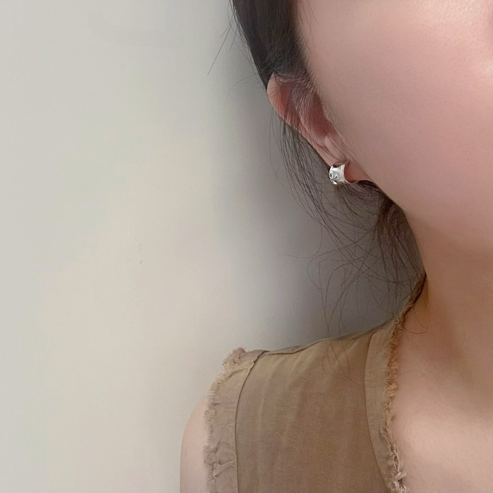 Wave C-Shape Earrings