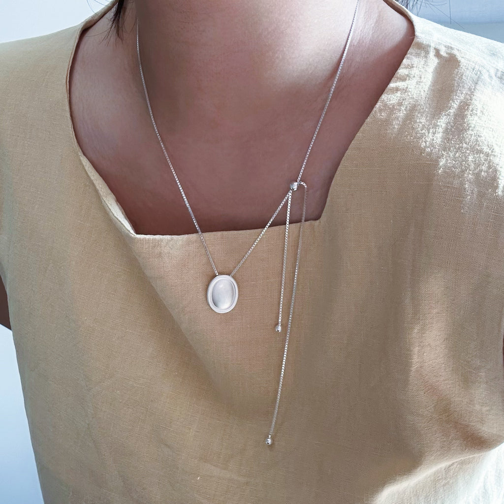 Matte Oval Bead Necklace