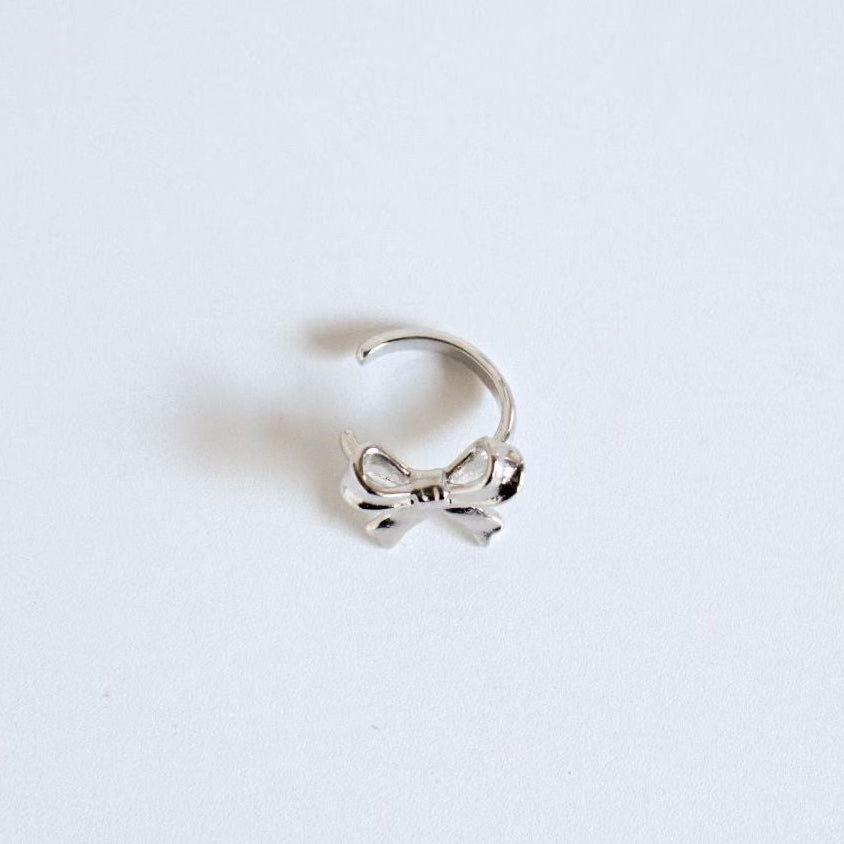 Ribbon Ear Cuff（Left ear)
